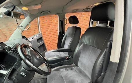 Volkswagen Multivan T5, 2010 год, 2 500 000 рублей, 15 фотография