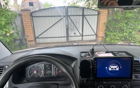 Volkswagen Caravelle T5, 2014 год, 2 000 000 рублей, 6 фотография