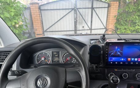 Volkswagen Caravelle T5, 2014 год, 2 000 000 рублей, 5 фотография