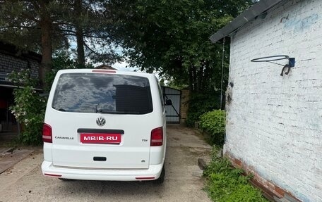 Volkswagen Caravelle T5, 2014 год, 2 000 000 рублей, 4 фотография