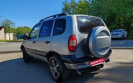 Chevrolet Niva I рестайлинг, 2007 год, 170 000 рублей, 3 фотография