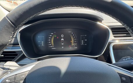 Geely Atlas, 2024 год, 2 300 000 рублей, 8 фотография