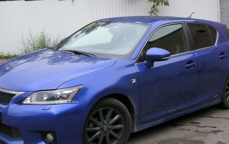 Lexus CT I рестайлинг, 2022 год, 1 850 000 рублей, 2 фотография