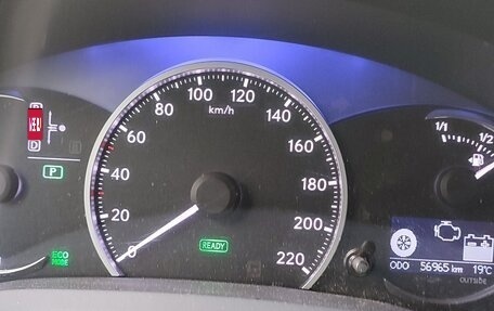 Lexus CT I рестайлинг, 2022 год, 1 850 000 рублей, 9 фотография