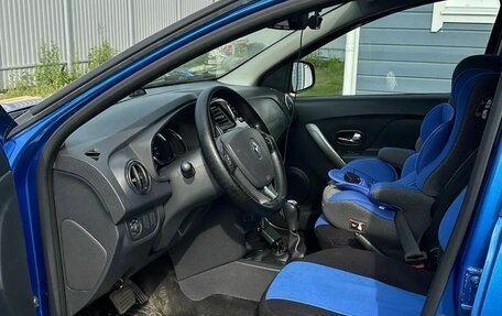 Renault Sandero II рестайлинг, 2017 год, 1 000 000 рублей, 6 фотография