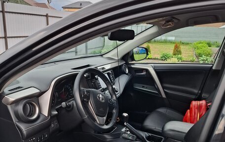 Toyota RAV4, 2019 год, 3 140 000 рублей, 7 фотография