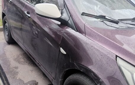 Hyundai Solaris II рестайлинг, 2013 год, 300 000 рублей, 3 фотография