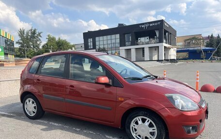 Ford Fiesta, 2007 год, 550 000 рублей, 2 фотография