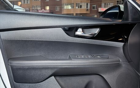 KIA Cerato IV, 2019 год, 1 999 000 рублей, 17 фотография