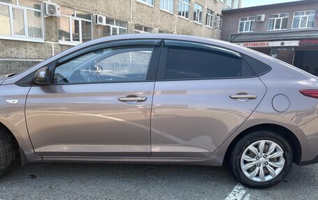 Hyundai Solaris II рестайлинг, 2021 год, 1 850 000 рублей, 3 фотография