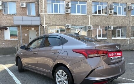 Hyundai Solaris II рестайлинг, 2021 год, 1 850 000 рублей, 4 фотография