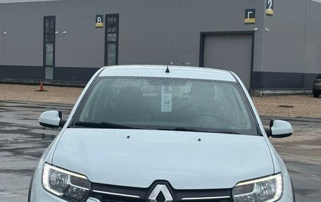 Renault Logan II, 2019 год, 1 135 000 рублей, 2 фотография
