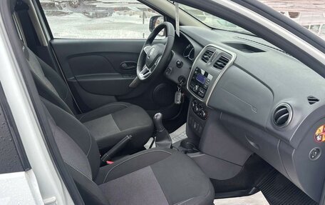 Renault Logan II, 2019 год, 1 135 000 рублей, 17 фотография