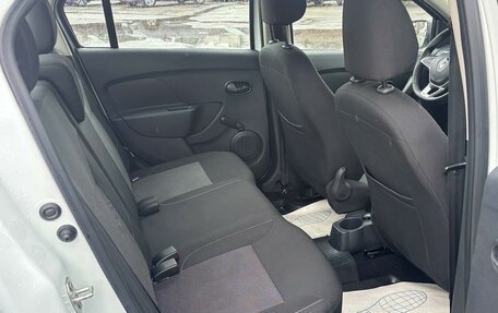 Renault Logan II, 2019 год, 1 135 000 рублей, 16 фотография