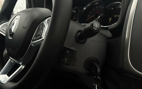 Renault Logan II, 2019 год, 1 135 000 рублей, 14 фотография