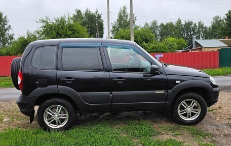 Chevrolet Niva I рестайлинг, 2017 год, 520 000 рублей, 10 фотография