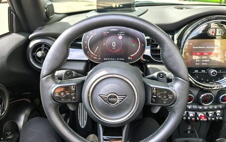 MINI Cabrio, 2024 год, 3 990 000 рублей, 11 фотография