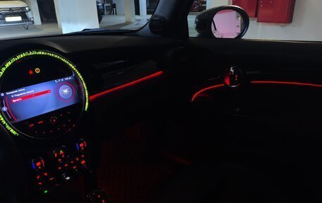 MINI Cabrio, 2024 год, 3 990 000 рублей, 15 фотография