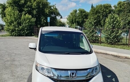 Honda Stepwgn IV, 2016 год, 2 050 000 рублей, 1 фотография
