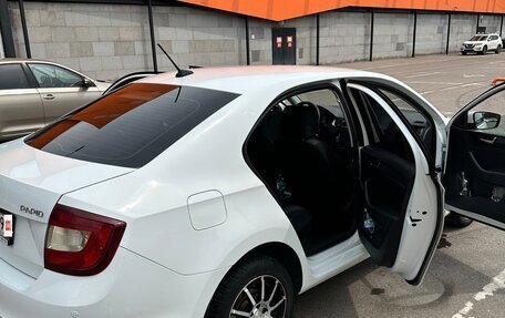 Skoda Rapid I, 2018 год, 990 000 рублей, 11 фотография