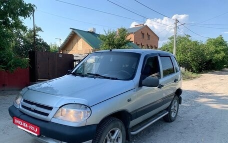 Chevrolet Niva I рестайлинг, 2004 год, 328 000 рублей, 6 фотография