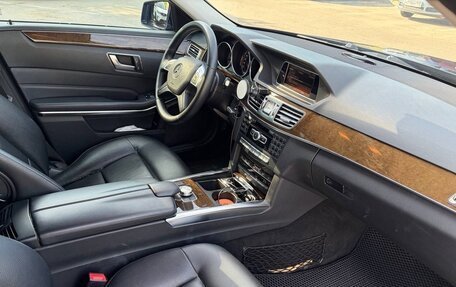 Mercedes-Benz E-Класс, 2013 год, 2 200 000 рублей, 6 фотография