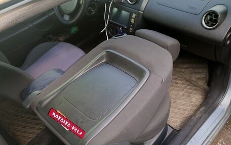 Ford Fiesta, 2005 год, 310 000 рублей, 7 фотография