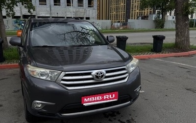 Toyota Highlander III, 2012 год, 1 950 000 рублей, 1 фотография