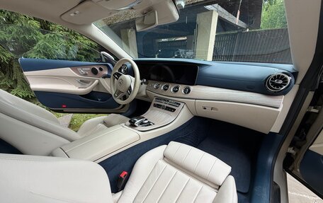 Mercedes-Benz E-Класс, 2018 год, 4 400 000 рублей, 9 фотография