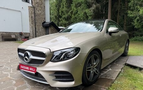 Mercedes-Benz E-Класс, 2018 год, 4 400 000 рублей, 2 фотография