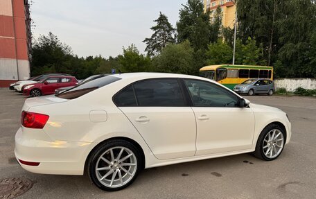 Volkswagen Jetta VI, 2013 год, 1 100 000 рублей, 4 фотография