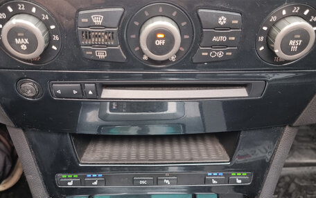 BMW 5 серия, 2003 год, 950 000 рублей, 16 фотография
