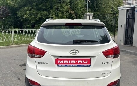 Hyundai ix35 I рестайлинг, 2013 год, 1 382 000 рублей, 2 фотография