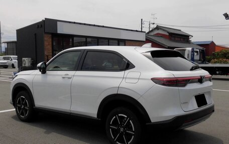 Honda Vezel, 2023 год, 1 759 000 рублей, 4 фотография