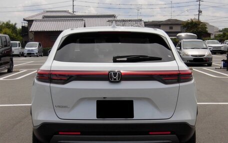 Honda Vezel, 2023 год, 1 759 000 рублей, 5 фотография