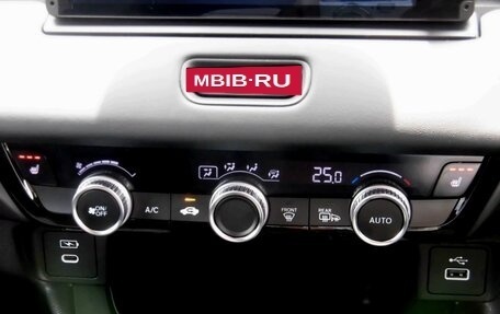 Honda Vezel, 2023 год, 1 759 000 рублей, 16 фотография