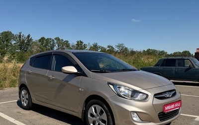 Hyundai Solaris II рестайлинг, 2012 год, 830 000 рублей, 1 фотография