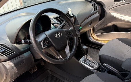 Hyundai Solaris II рестайлинг, 2012 год, 830 000 рублей, 13 фотография