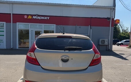 Hyundai Solaris II рестайлинг, 2012 год, 830 000 рублей, 8 фотография