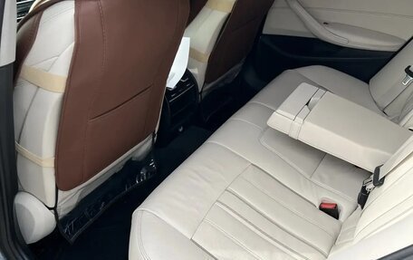 BMW 5 серия, 2017 год, 3 700 000 рублей, 16 фотография
