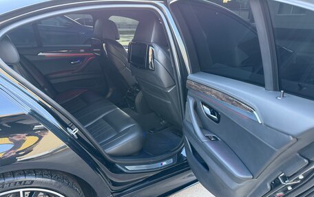 BMW 5 серия, 2013 год, 3 090 000 рублей, 21 фотография