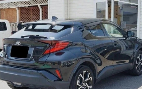 Toyota C-HR I рестайлинг, 2022 год, 1 815 000 рублей, 5 фотография