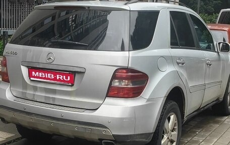 Mercedes-Benz M-Класс, 2005 год, 1 900 000 рублей, 1 фотография