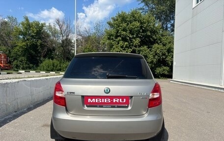 Skoda Fabia II, 2012 год, 400 000 рублей, 5 фотография