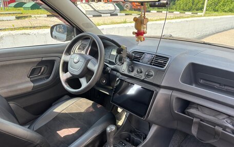 Skoda Fabia II, 2012 год, 400 000 рублей, 8 фотография