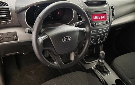 KIA Sorento II рестайлинг, 2013 год, 1 400 000 рублей, 12 фотография