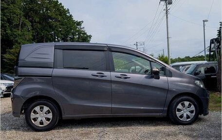 Honda Freed I, 2015 год, 919 000 рублей, 5 фотография