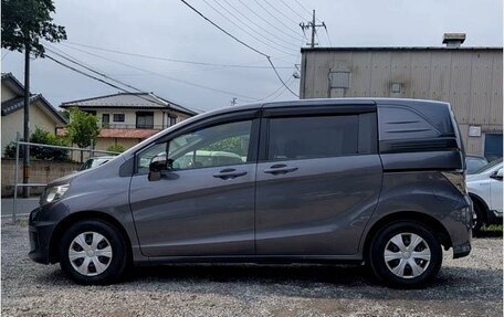 Honda Freed I, 2015 год, 919 000 рублей, 2 фотография