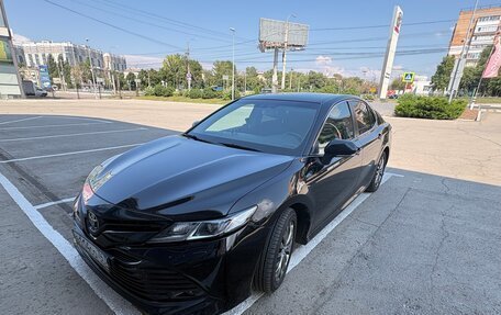 Toyota Camry, 2020 год, 2 700 000 рублей, 1 фотография