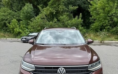 Volkswagen Tiguan II, 2021 год, 2 500 000 рублей, 1 фотография